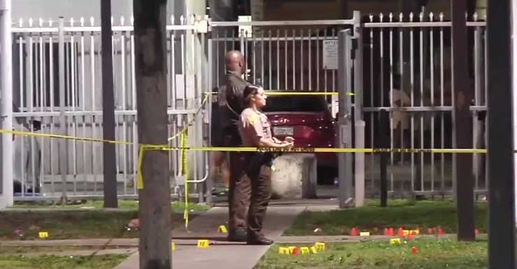 Un hombre muerto y una mujer en estado crítico tras un tiroteo en el noroeste de Miami-Dade