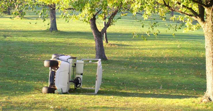 2 personas mueren en choque de carrito de golf en el condado de Sumter la noche del viernes