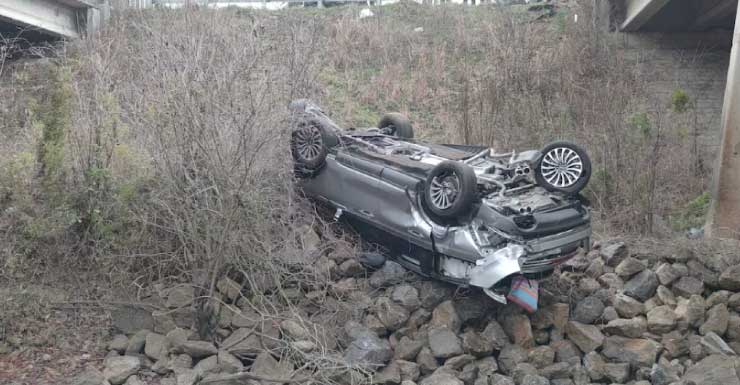 2 personas resultan gravemente heridas después de que un vehículo saliera de la carretera en la I‑10
