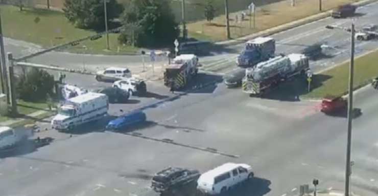 4 hospitalizados después de un accidente con vuelco cerca del Baptist Hospital en Pensacola