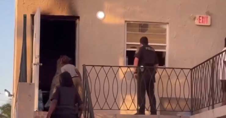 Brigadas apagan incendio en apartamento de North Miami; Cruz Roja ayuda a la familia afectada
