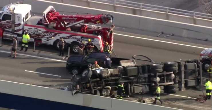 Cuatro personas hospitalizadas tras accidente con camión de carga en la SR 84 cerca de la I-95 en Fort Lauderdale