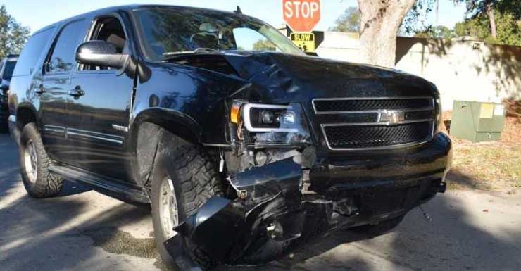 Hombre arrestado en el condado de Collier acusado de huir de la escena de un accidente fatal de atropello y fuga