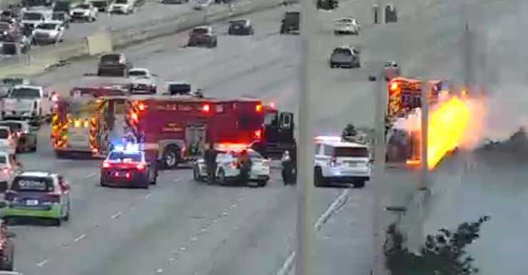 Incendio de vehículo en I-95 Norte en West Palm Beach bloquea el tráfico