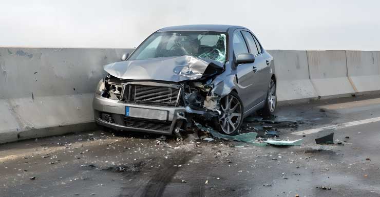 Mujer muere tras chocar contra un conducto junto a la US 301 cerca de la línea del condado de Clay