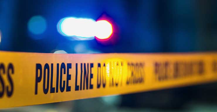 Oficiales disparan a un hombre en Brentwood después de que él les apuntara con un arma, dice JSO