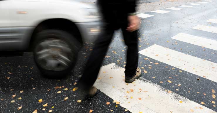 Peatón atropellado en la víspera de Año Nuevo cerca de una intersección concurrida en el condado de Bay