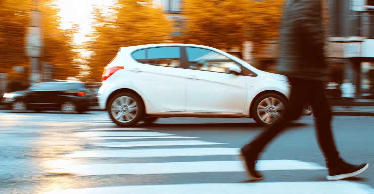 Peatón de 22 años fallece tras ser atropellado por dos vehículos en accidente nocturno