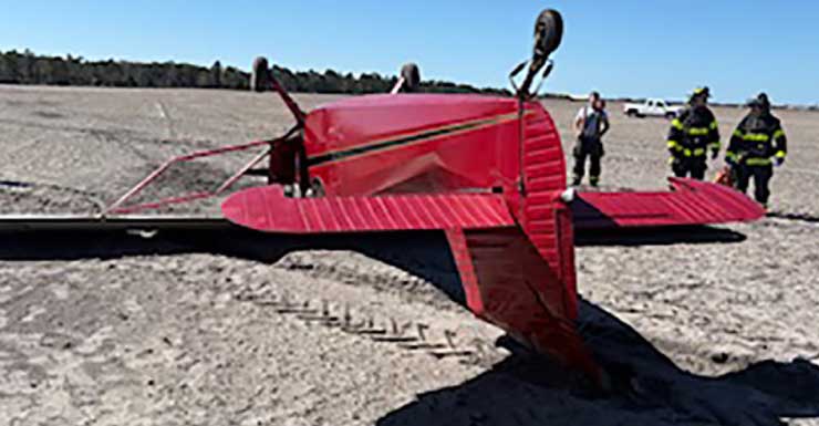 Pequeña aeronave se vuelca cerca del Aeropuerto Manatee en Palmetto