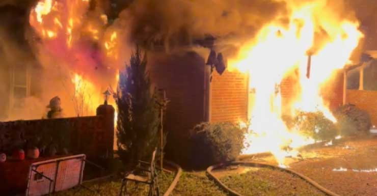 Una persona resultó herida en un incendio de vivienda en Bonifay