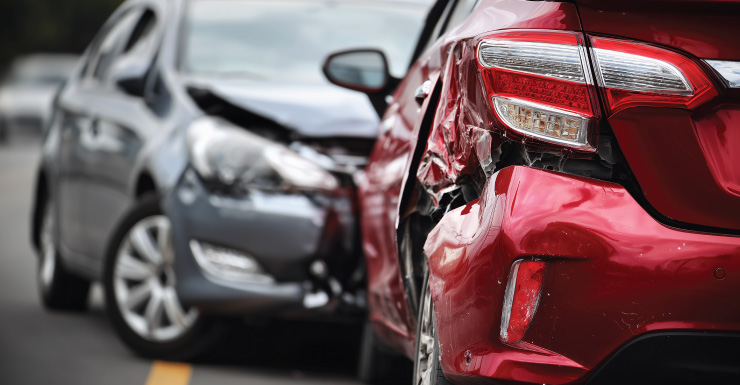 Carretera cerrada tras accidente que deja cinco heridos
