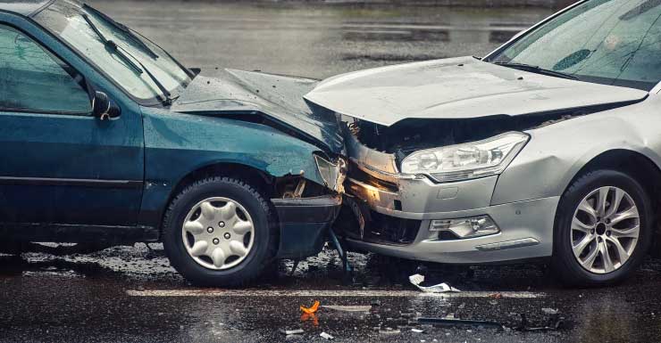 Conductor arrestado tras persecución de la FHP que terminó en accidente en Fort Myers