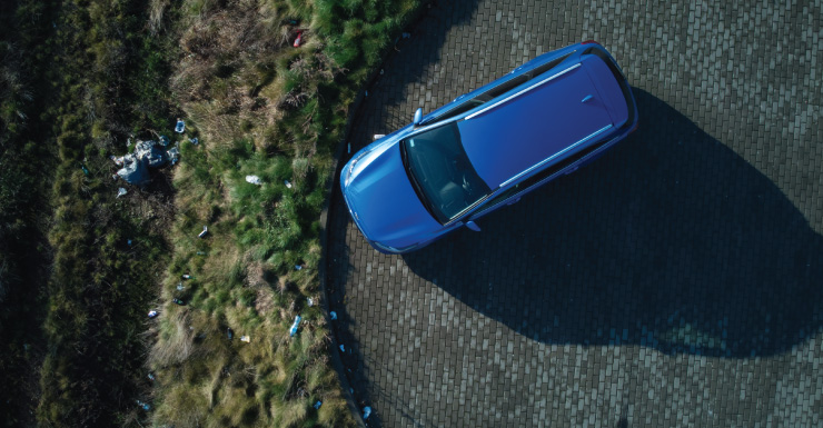 Conductor en estado crítico tras ser expulsado de su vehículo en el condado de Jackson