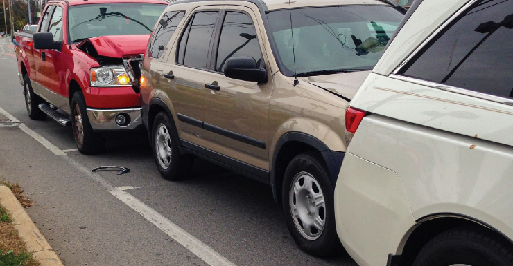 Hombre de 76 años muere tras accidente de tres vehículos en el Condado de Marion