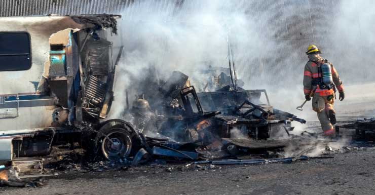 Incendio de RV causa congestión en la I-75 en el condado de Columbia