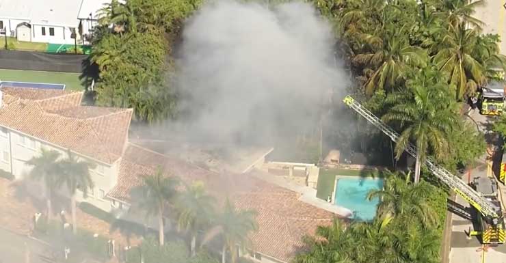 Incendio masivo arrasa una vivienda en Bay Harbor Islands