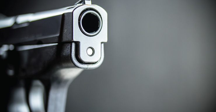 Mujer acusada de asesinato en segundo grado tras tiroteo en Orange Park