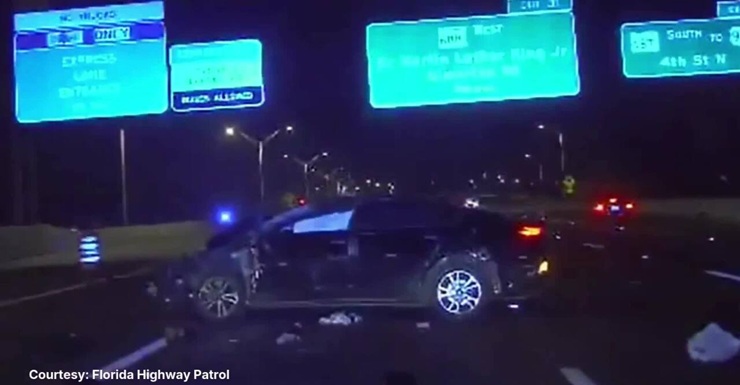 Mujer de Tampa enfrenta cargos tras persecución a 132 mph, choque y agresión a agentes FHP