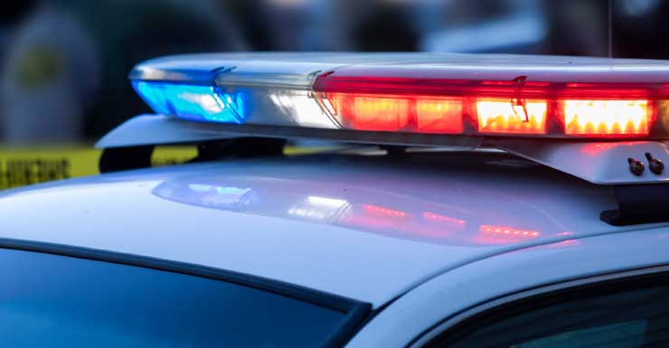 Paciente de hospital enfrenta cargos tras presuntamente agredir a trabajador de la salud y escupir a otro