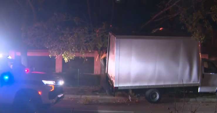 Un accidente en Miami provoca el cierre de South Dixie Highway cerca del final de la I-95