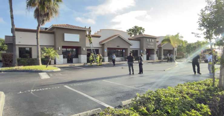 Carriles en dirección oeste reabren en Hillsborough Ave tras incendio en restaurante