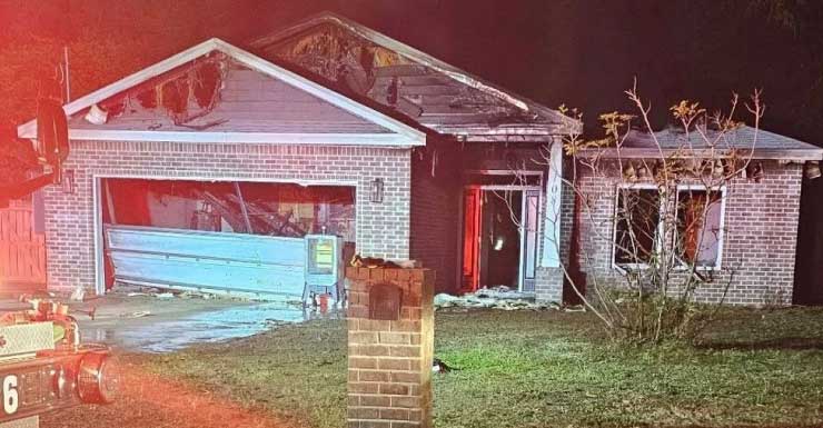 Incendio en casa de Fort Walton Beach deja a madre soltera comenzando de nuevo tras pérdida total