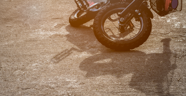 Motociclista en minibike de 18 años muere en choque con SUV en Lake Trafford Rd, condado de Collier
