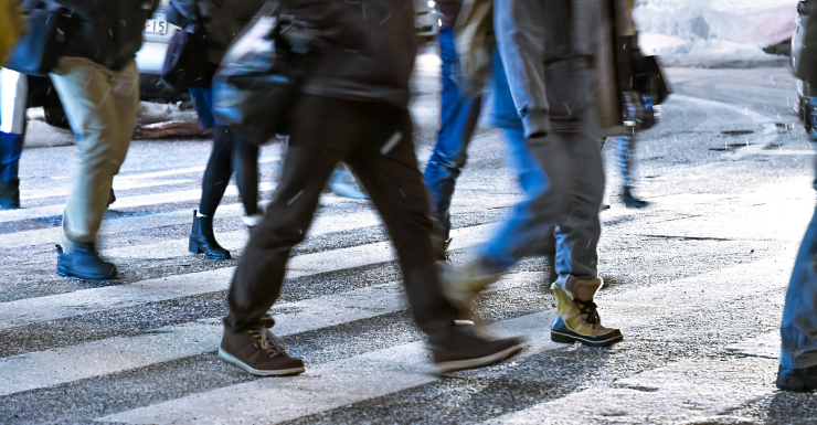 Mujer que cargaba a un bebé muere atropellada en SR-46 en el condado de Seminole, según FHP