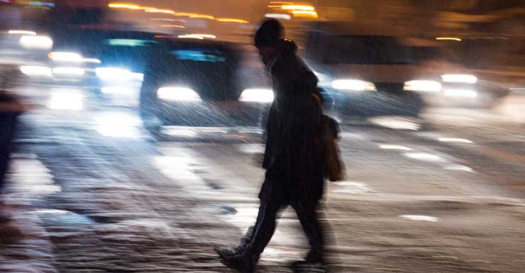 Un hombre de Lakeland enfrenta cargos por DUI después de que un niño fuera atropellado por un Jeep en una playa de Florida, según informaron las autoridades del condado de Volusia.