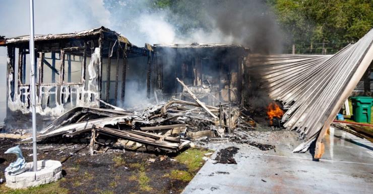 Veterano desplazado tras incendio que destruyó su casa móvil en Ocala
