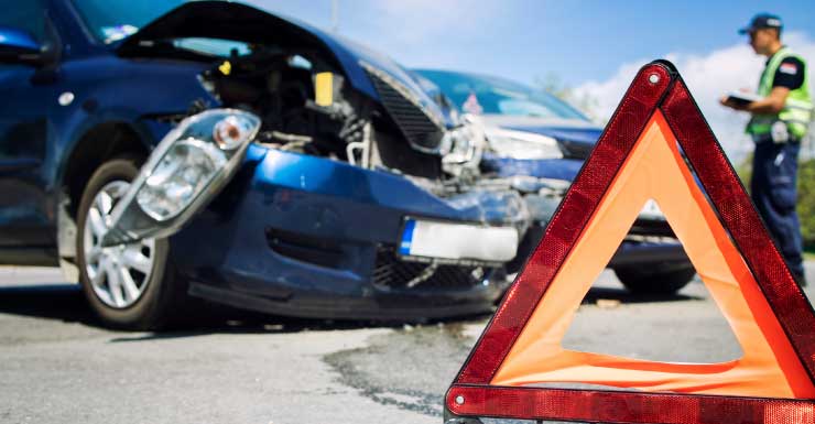Accidente con heridos bloquea carriles en Immokalee