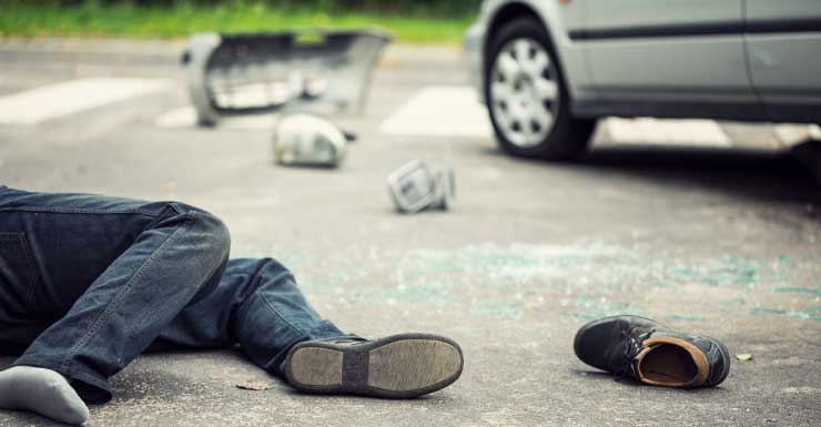 Agentes buscan al conductor involucrado en accidente mortal con fuga en Apopka