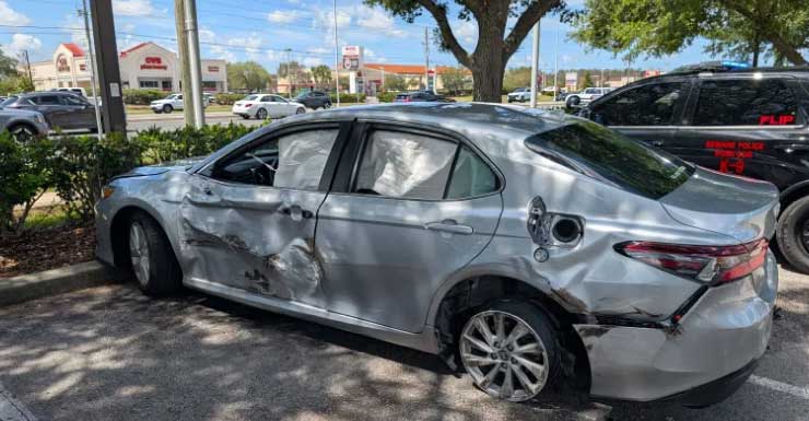 Conductor bajo influencia de alcohol causa choque con fuga en el condado de Pasco que deja 1 muerto y 2 heridos graves FHP