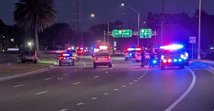 Gran presencia policial en Orlando provoca cierre de John Young Parkway