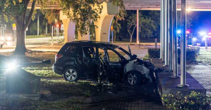La Policía de Fort Myers investiga un accidente automovilístico en McGregor Blvd