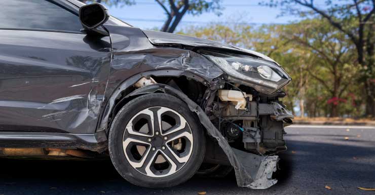 MDSO Conductor de SUV chocó contra una casa mientras huía de agentes que investigaban un presunto robo en el suroeste de Miami-Dade