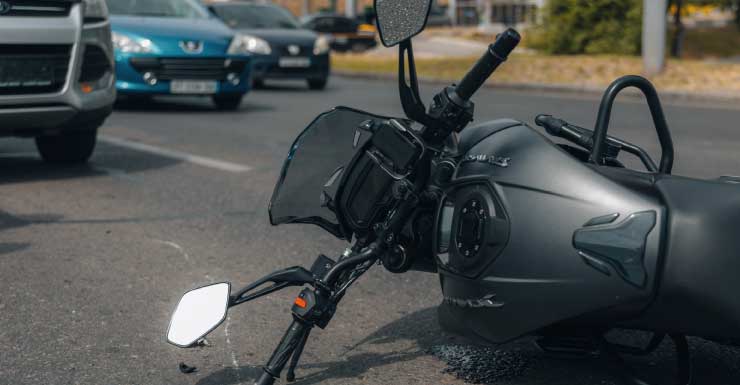 Motociclista herido en accidente en Daniels Parkway en el condado de Lee