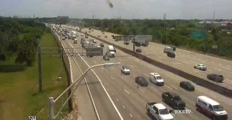 Peatón fallece en la I-95 Norte cerca de Linton Boulevard en Delray Beach; dos carriles cerrados