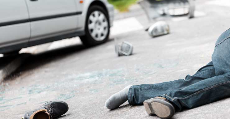 Un joven de 19 años muere en un “trágico” accidente en Plant City; conductor enfrenta cargos tras esperar para llamar al 911, según las autoridades