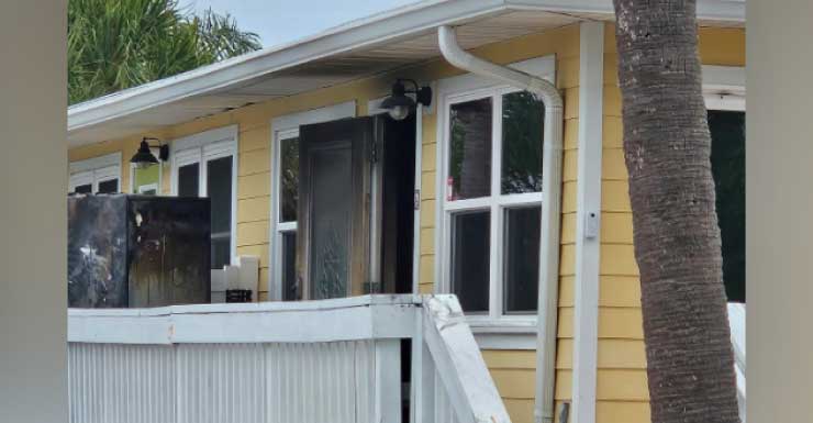 Gato muere en incendio residencial en Indian Rocks Beach PSFR