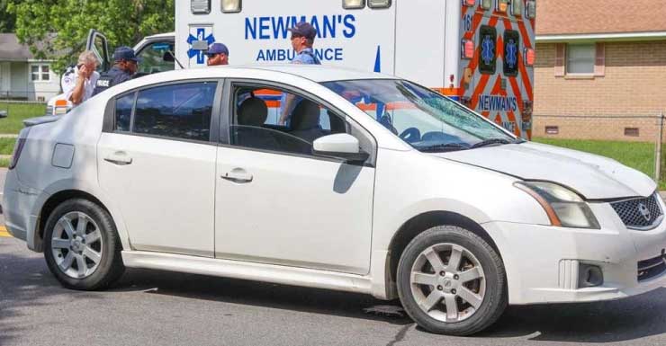 Hombre de 76 años fallece en accidente peatonal en Century
