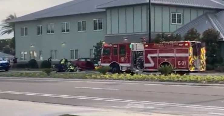Tesla se estrelló contra el edificio de Servicios Públicos de Panama City Beach
