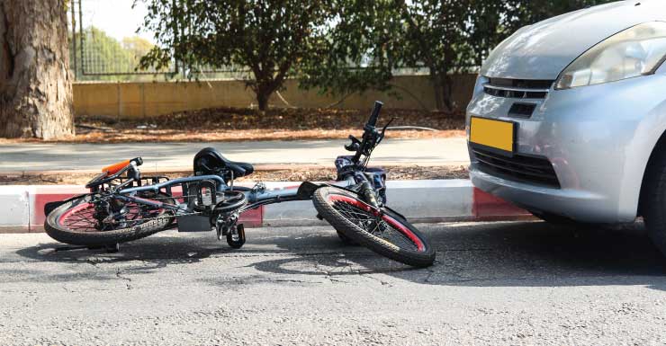 Un adolescente de 14 años que murió en un accidente de bicicleta eléctrica en el condado de Clay será despedido este viernes mientras su familia y la comunidad afrontan la trágica pérdida