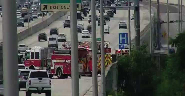 Accidente de camión bloquea tres carriles en la I-95 Norte en Lake Worth Beach