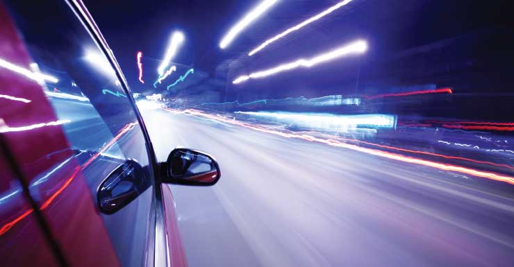Arrestan a un joven de 21 años acusado de conducir a 105 mph en la State Road 82 en el condado de Lee por exceso extremo de velocidad