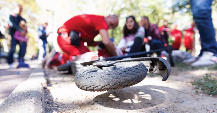 Buscan a conductor que huyó después de atropellar a un niño de 11 años en scooter eléctrico en el Condado de Orange, según agentes