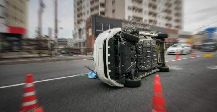 Conductor de 18 años muere cuando SUV vuelca en el condado de Bradford