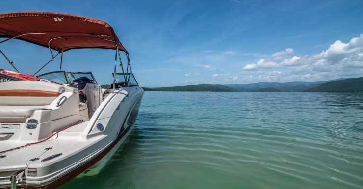 Hombre de Pensilvania arrestado tras accidente de embarcación en un muelle de Captiva; es acusado de navegar bajo los efectos del alcohol