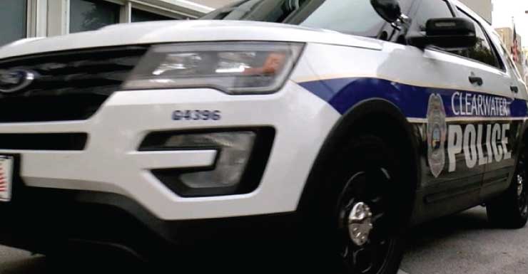 La policía investiga un accidente fatal que involucró a un peatón en Clearwater