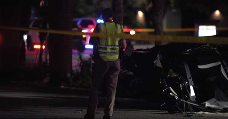 Mujer de 64 años que conducía scooter muere en accidente en St. Johns County donde un Tesla volcó en State Road 16